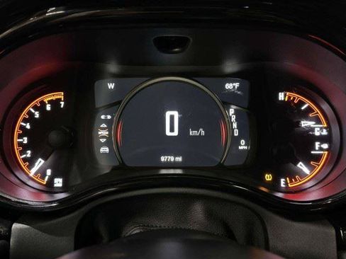 Used 2021 Dodge Durango R/T w/ Tow 'N Go Package AWD/4WD image 34