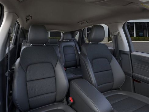 New 2023 Ford Escape SE image 10