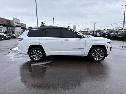 Used 2021 Jeep Grand Cherokee L Overland w/ Luxury Tech Group IV image 2