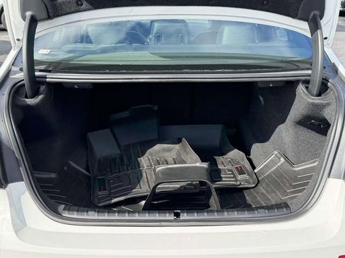 Used 2022 BMW 530i image 8