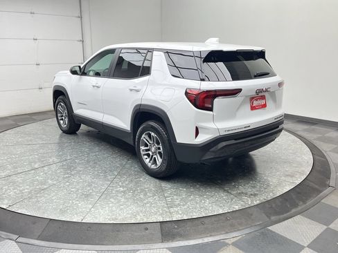Certified 2026 GMC Terrain Elevation AWD/4WD image 2