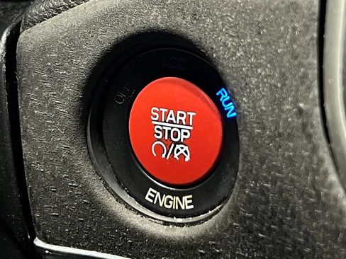 Used 2016 Jeep Grand Cherokee SRT w/ Trailer Tow Group IV AWD/4WD image 23