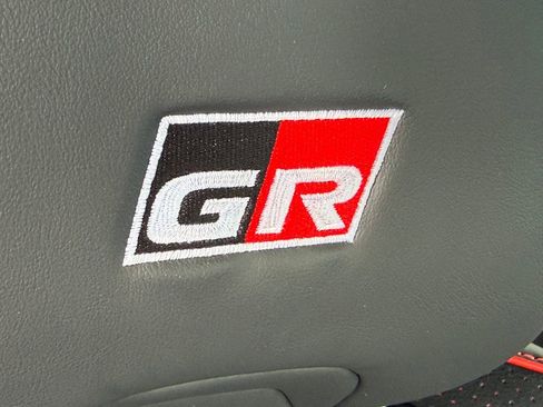 Used 2026 Toyota RAV4 AWD Plug-in Hybrid image 36