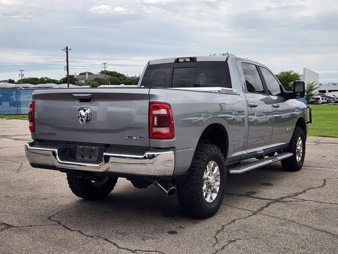 Used 2024 RAM 2500 Laramie w/ Chrome Bumper Package AWD/4WD image 4