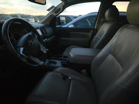 Used 2015 Toyota Sequoia SR5 image 9