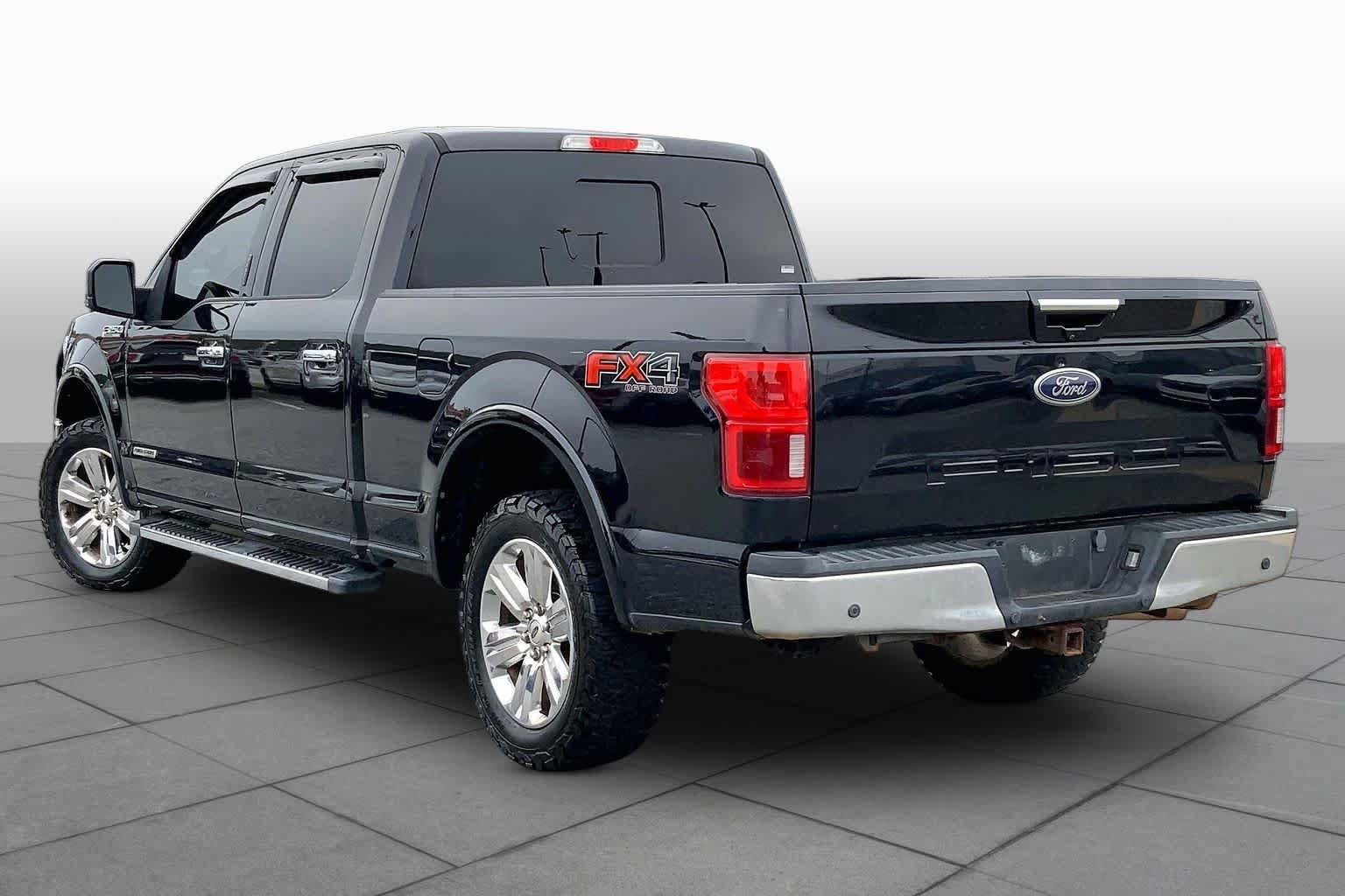 Used 2019 Ford F150 Lariat w/ Equipment Group 502A Luxury AWD/4WD image 11