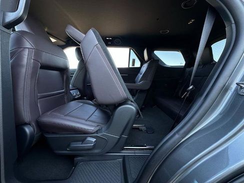 New 2026 Ford Explorer Platinum image 27