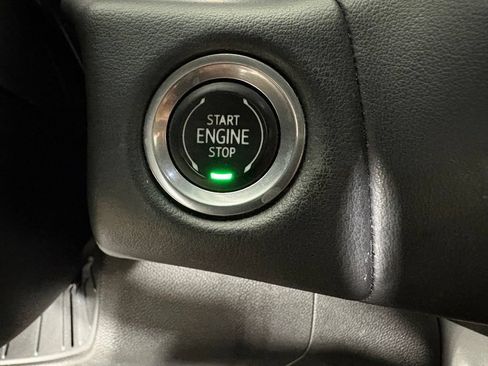 Certified 2021 Chevrolet Tahoe Z71 AWD/4WD image 33