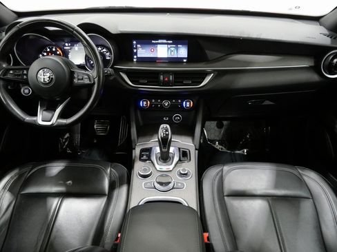 Used 2022 Alfa Romeo Stelvio Ti image 11