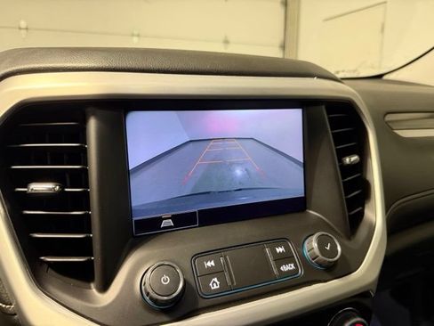 Used 2023 GMC Acadia SLT AWD/4WD image 22