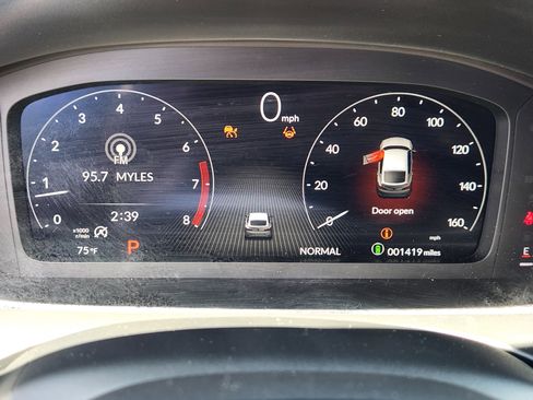 Used 2025 Acura Integra FWD image 10