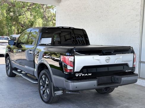 Used 2021 Nissan Titan Platinum Reserve w/ Moonroof Package AWD/4WD image 16