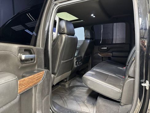 Used 2022 Chevrolet Silverado 3500 High Country w/ Z71 Off-Road Package image 36