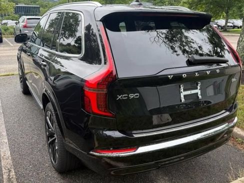 Used 2026 Volvo XC90 B6 Plus AWD/4WD image 9
