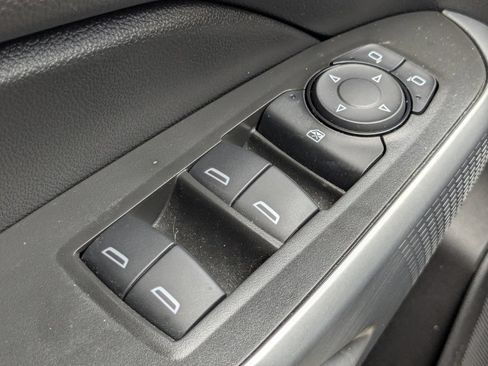 Used 2025 Chevrolet Trax LS w/ Driver Confidence Package FWD image 24
