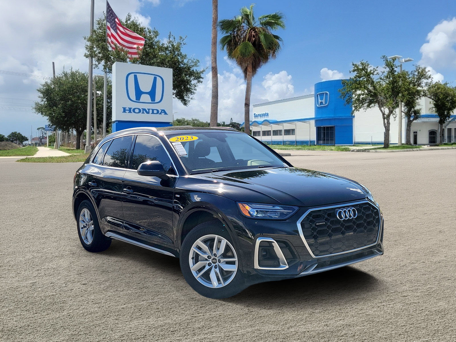 Used 2023 Audi Q5 2.0T Premium w/ Convenience Package AWD/4WD image 1