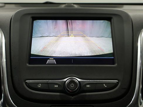 Used 2020 Chevrolet Equinox LT image 31