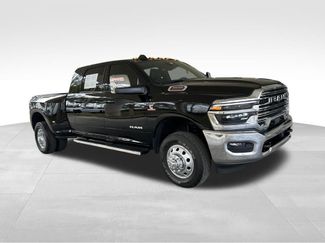Used 2025 RAM 3500 Laramie w/ Max Tow Package video 2