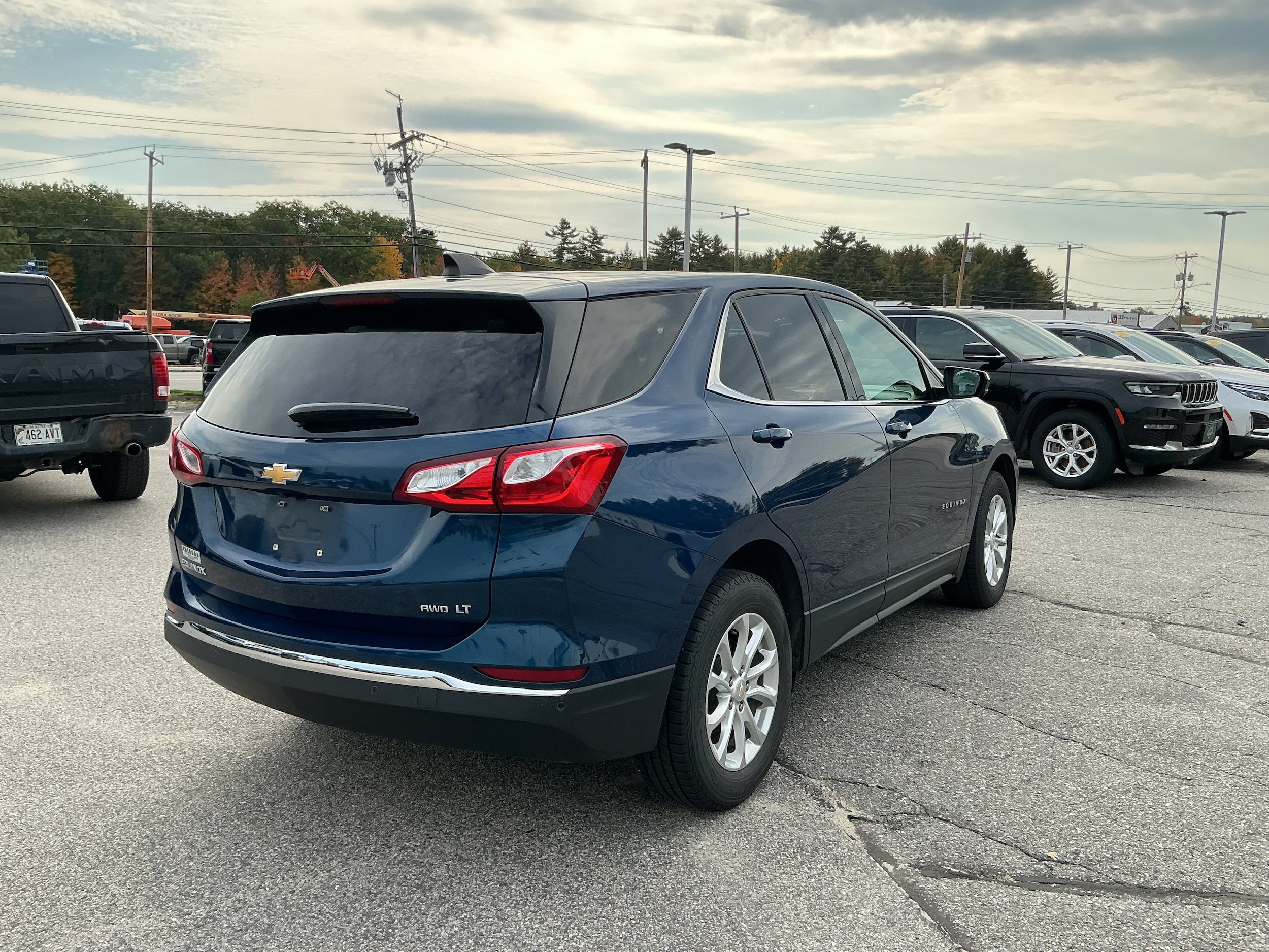 Used 2020 Chevrolet Equinox LT AWD/4WD image 3