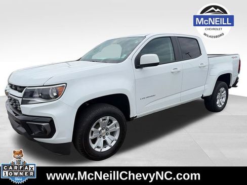 Used 2022 Chevrolet Colorado LT w/ LT Convenience Package AWD/4WD image 3