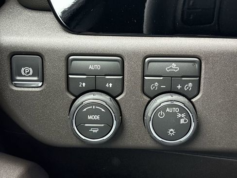 New 2026 Chevrolet Silverado 1500 LT w/ Protection Package image 35