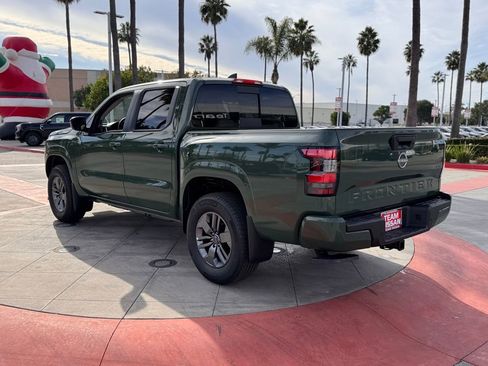 New 2026 Nissan Frontier SV image 5