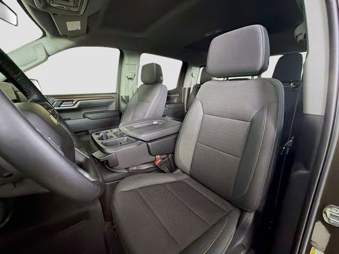 Used 2024 Chevrolet Silverado 1500 LT w/ Convenience Package II image 13