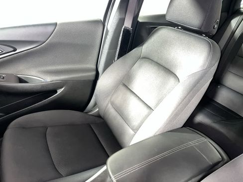 Used 2021 Chevrolet Malibu LT image 25