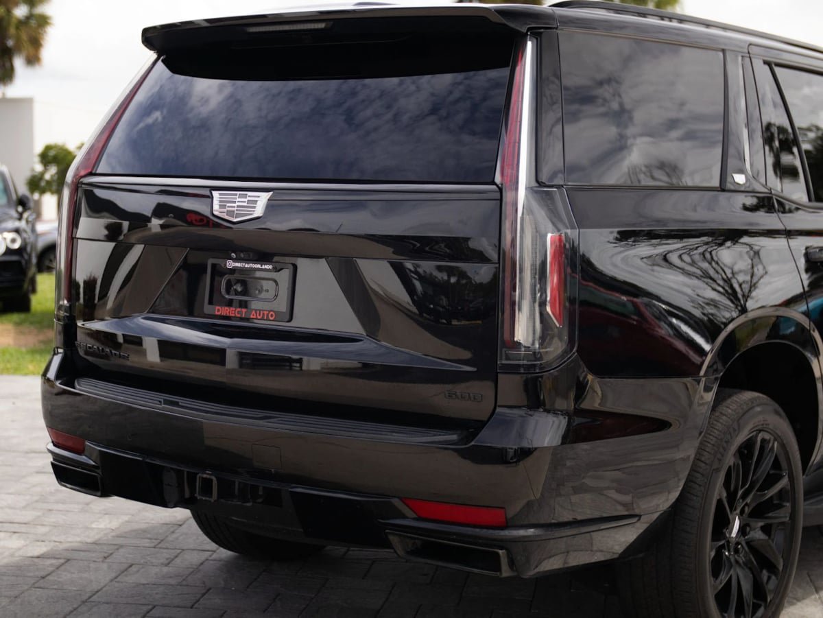 Used 2021 Cadillac Escalade Sport w/ LPO, ONYX Package RWD image 12