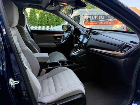 Used 2017 Honda CR-V EX image 32