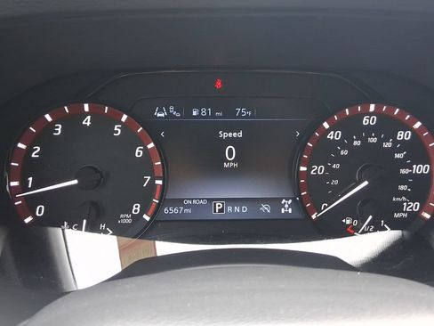 Used 2026 Nissan Frontier PRO-4X w/ Pro-4x Convenience Package AWD/4WD image 16