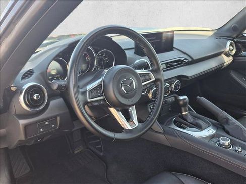 Used 2025 MAZDA MX-5 Miata RF Grand Touring RWD image 8
