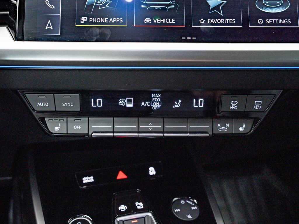 Used 2024 Audi Q4 e-tron Premium Plus w/ Premium Plus AWD/4WD image 37