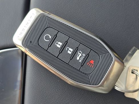 New 2026 INFINITI QX80 Autograph image 36