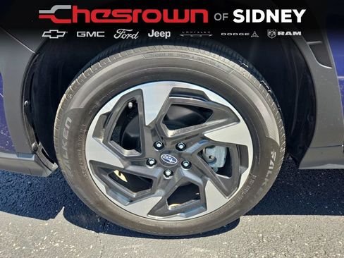 Used 2024 Subaru Crosstrek 2.5i Limited AWD/4WD image 18