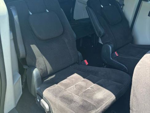 Used 2014 Dodge Grand Caravan SXT FWD image 21