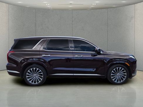 Used 2023 Hyundai Palisade Calligraphy AWD/4WD image 3