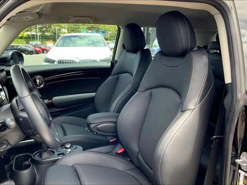 Certified 2024 MINI Cooper SE image 27