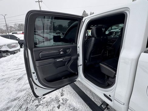 Used 2022 RAM 1500 Limited w/ Body-Colour Bumper Group image 26