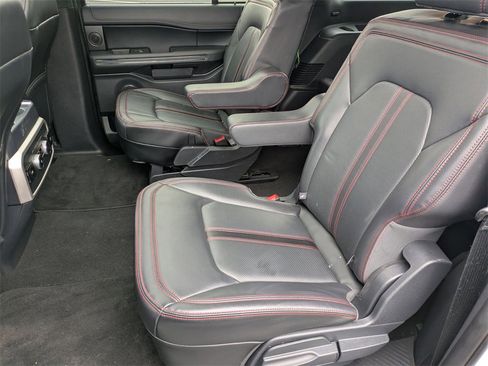 Used 2024 Ford Expedition Max Limited image 19