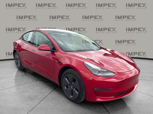 Used 2022 Tesla Model 3 Long Range AWD/4WD image 4
