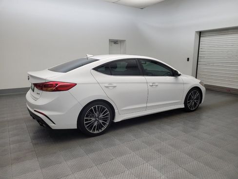 Used 2018 Hyundai Elantra Sport w/ Sport Premium Package 03 FWD image 10