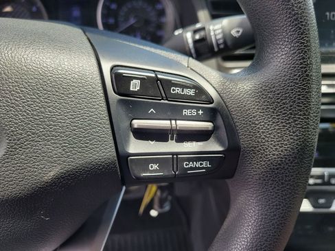 Used 2020 Hyundai Elantra SE w/ Cargo Package (C1) FWD image 24