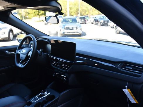 Used 2026 Ford Escape ST-Line w/ Tech Pack #1 image 15