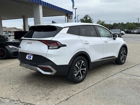 Used 2023 Kia Sportage EX FWD image 7