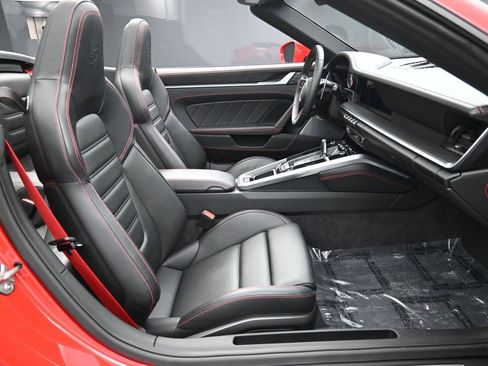 Certified 2022 Porsche 911 Turbo S image 29