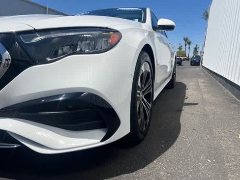 Certified 2024 Mercedes-Benz E 350 4MATIC Sedan image 9