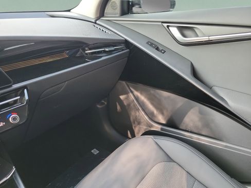 New 2026 Kia Niro Wind FWD image 21