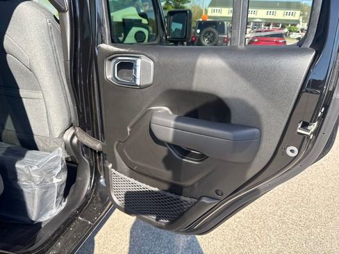 New 2026 Jeep Wrangler Unlimited Sport AWD/4WD image 24