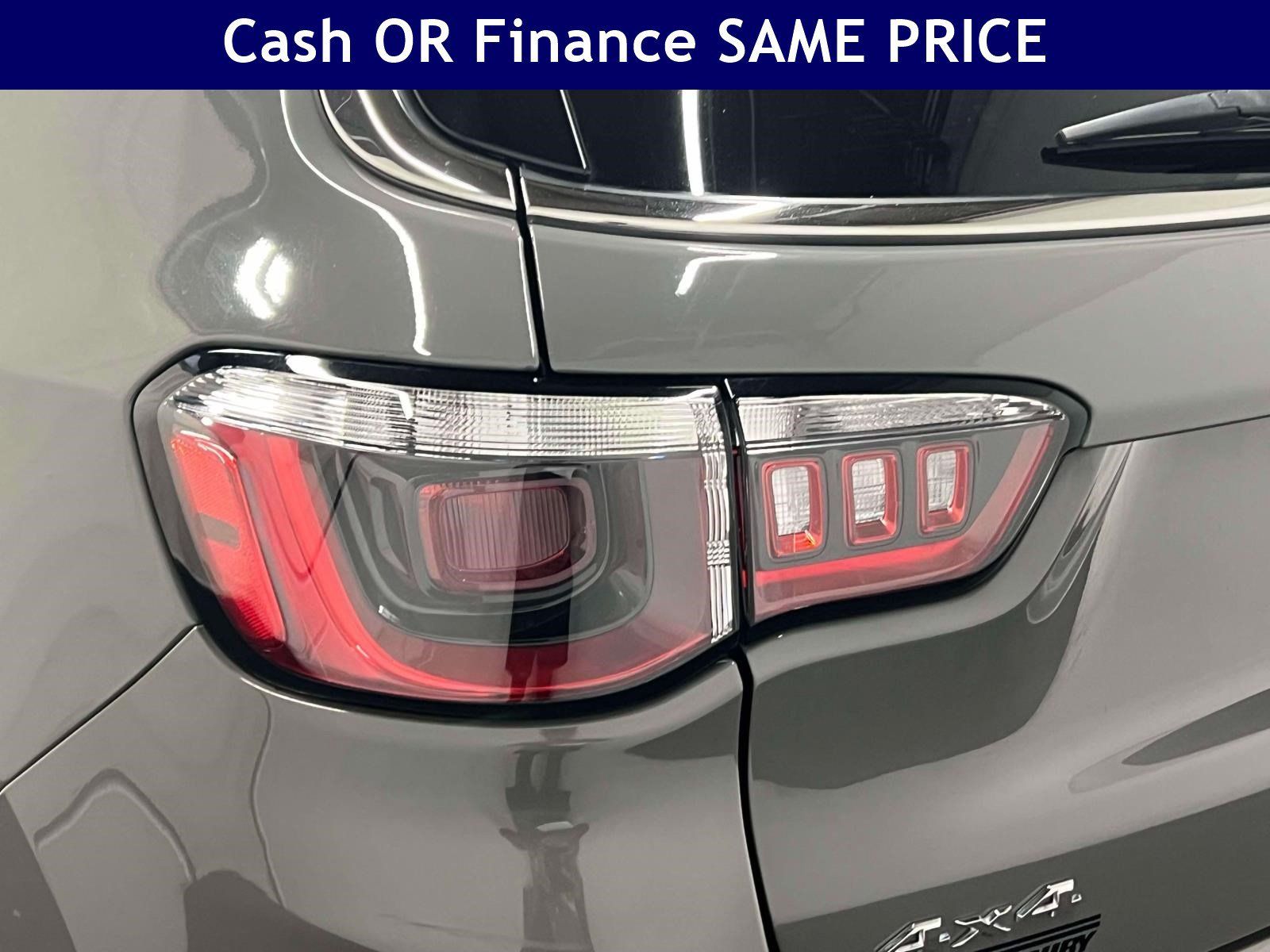 Certified 2023 Jeep Compass Limited w/ Elite Group AWD/4WD image 11